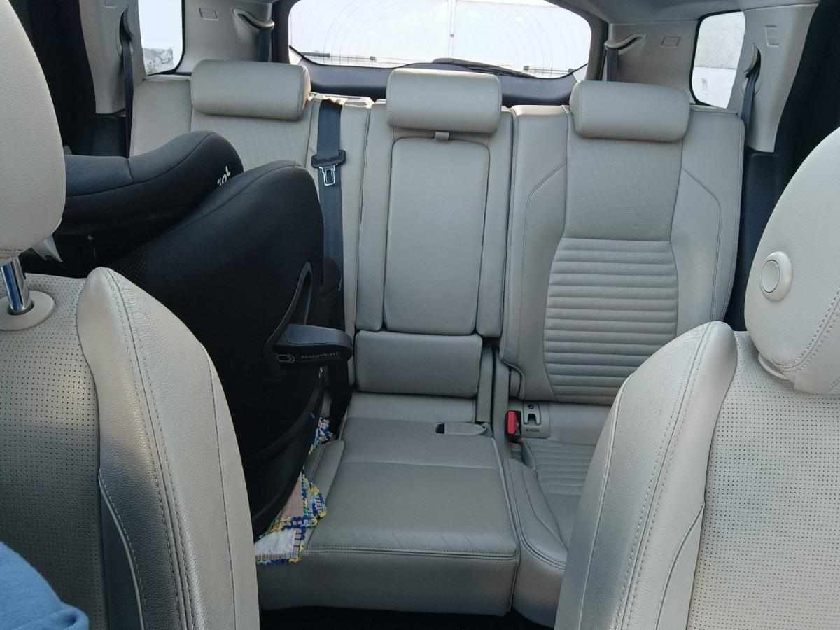 land-rover-discovery-sport-d150-2-0-awd-2020-diesel-1999cc