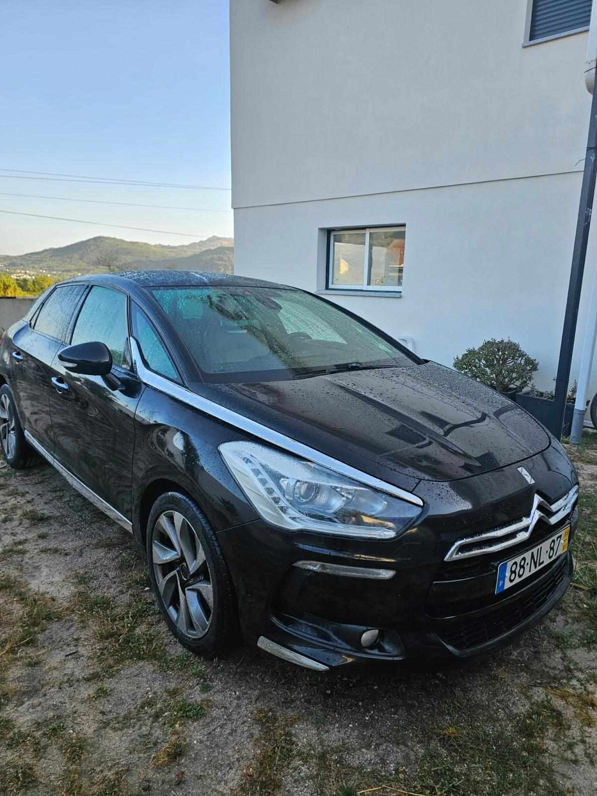 citroen-ds5-2-0-hdi-2013-diesel-1997cc