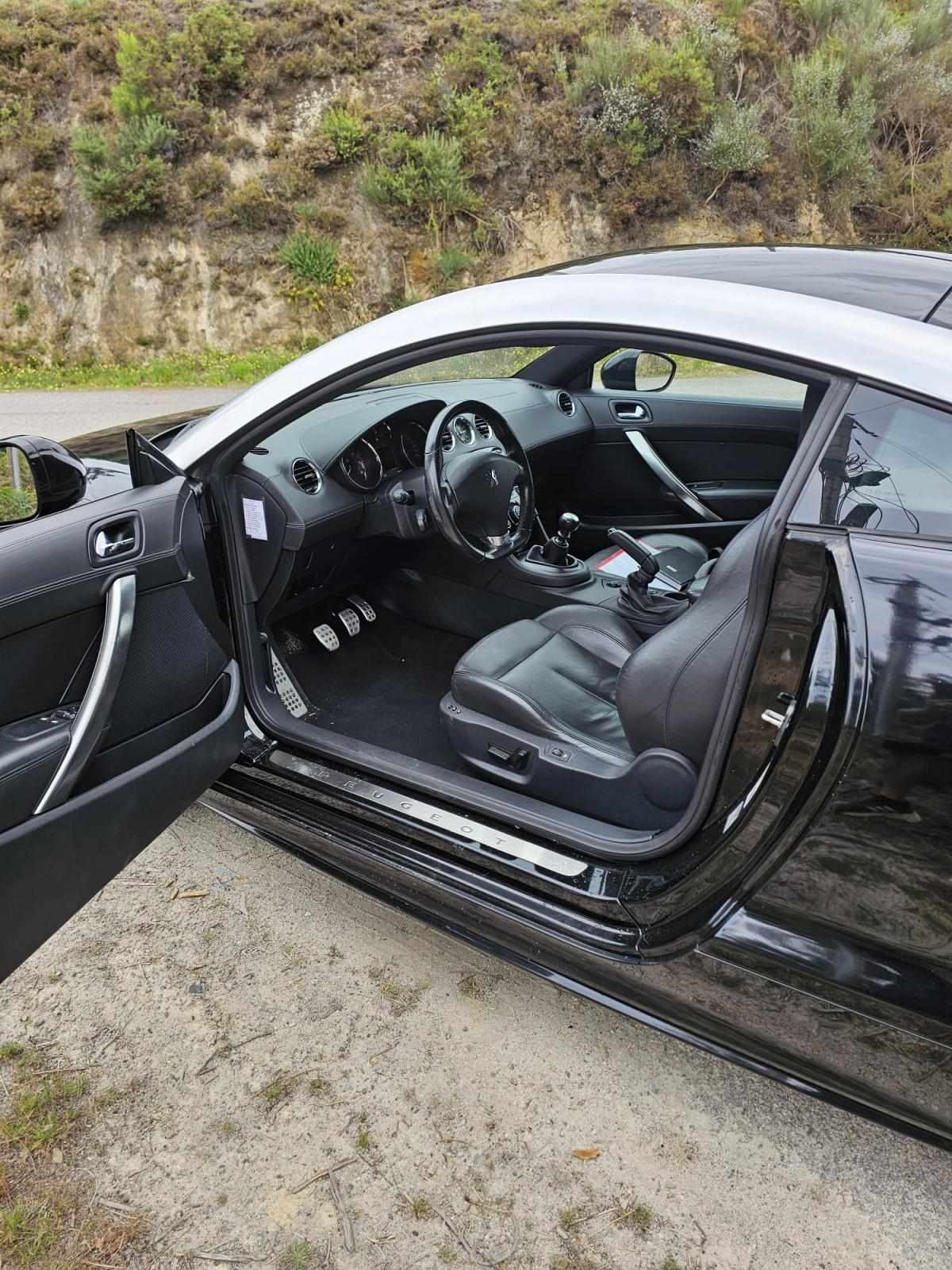 peugeot-rcz-2-0-hdi-fap-2011-diesel-1997cc