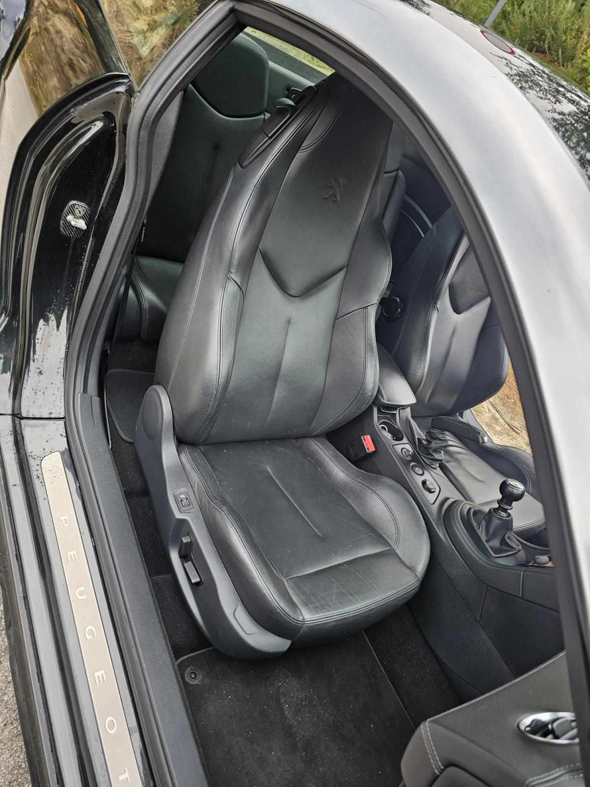 peugeot-rcz-2-0-hdi-fap-2011-diesel-1997cc