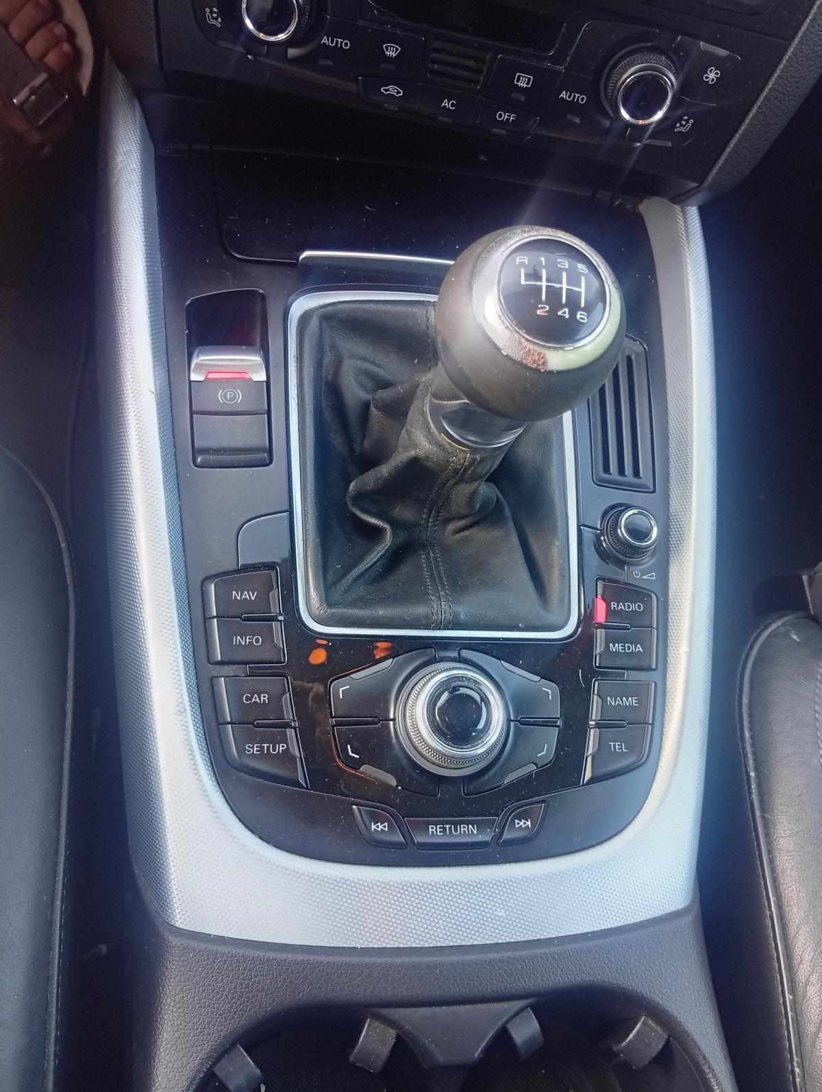 audi-q5-2-0-tdi-dpf-quattro-2010-diesel-1968cc