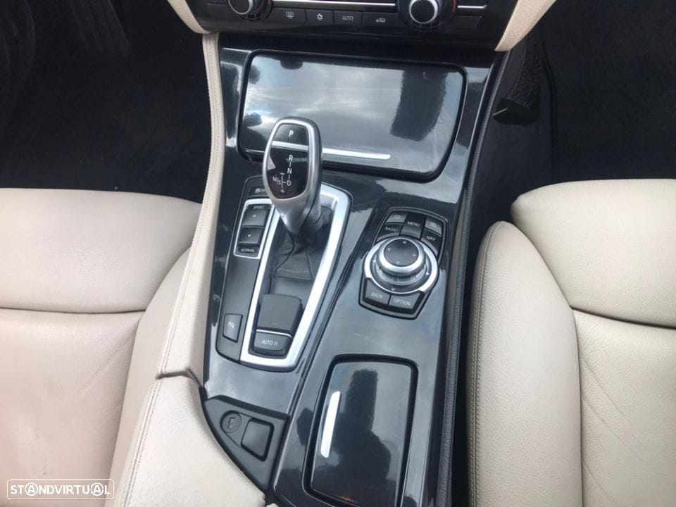 bmw-serie-5-520d-2010-diesel-1995cc