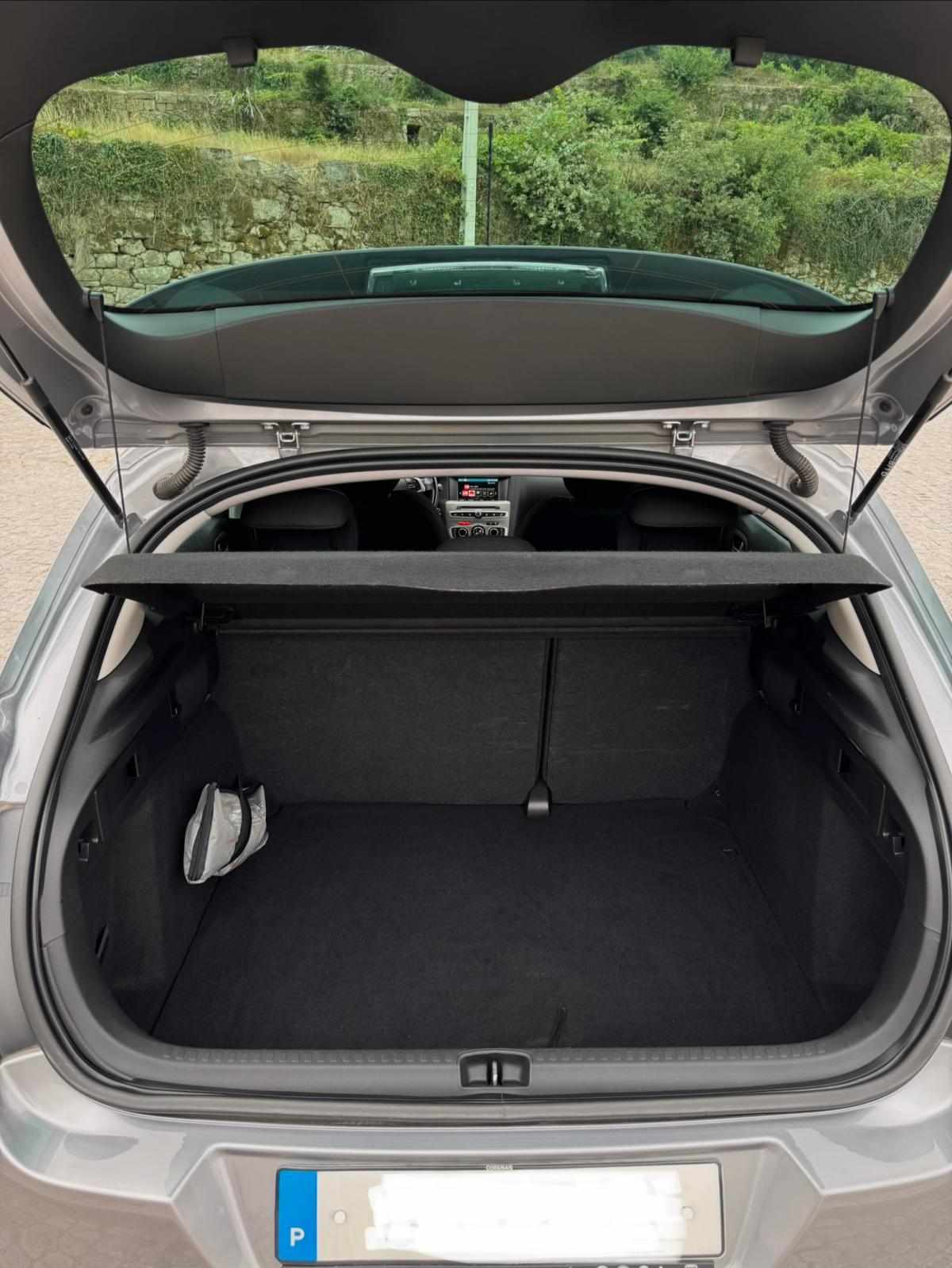 citroen-c4-1-6-bluehdi-2017-diesel-1560cc