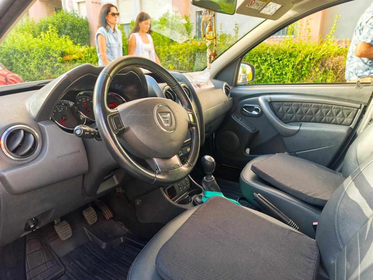dacia-duster-1-5-dci-2015-diesel-1461cc