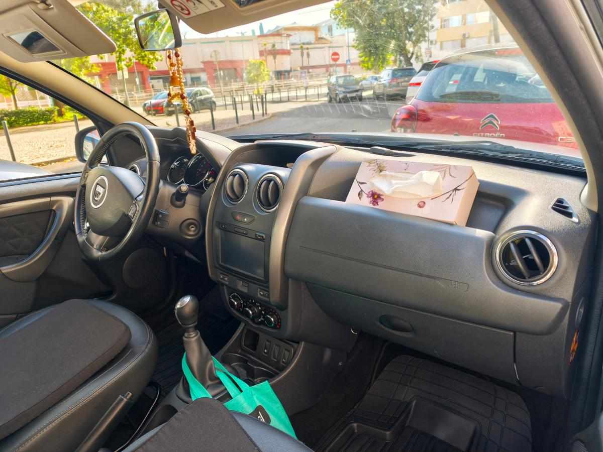 dacia-duster-1-5-dci-2015-diesel-1461cc