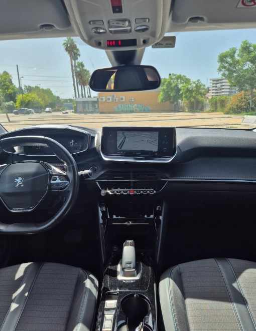 peugeot-208-1-2-puretech-2020-gasolina-1199cc