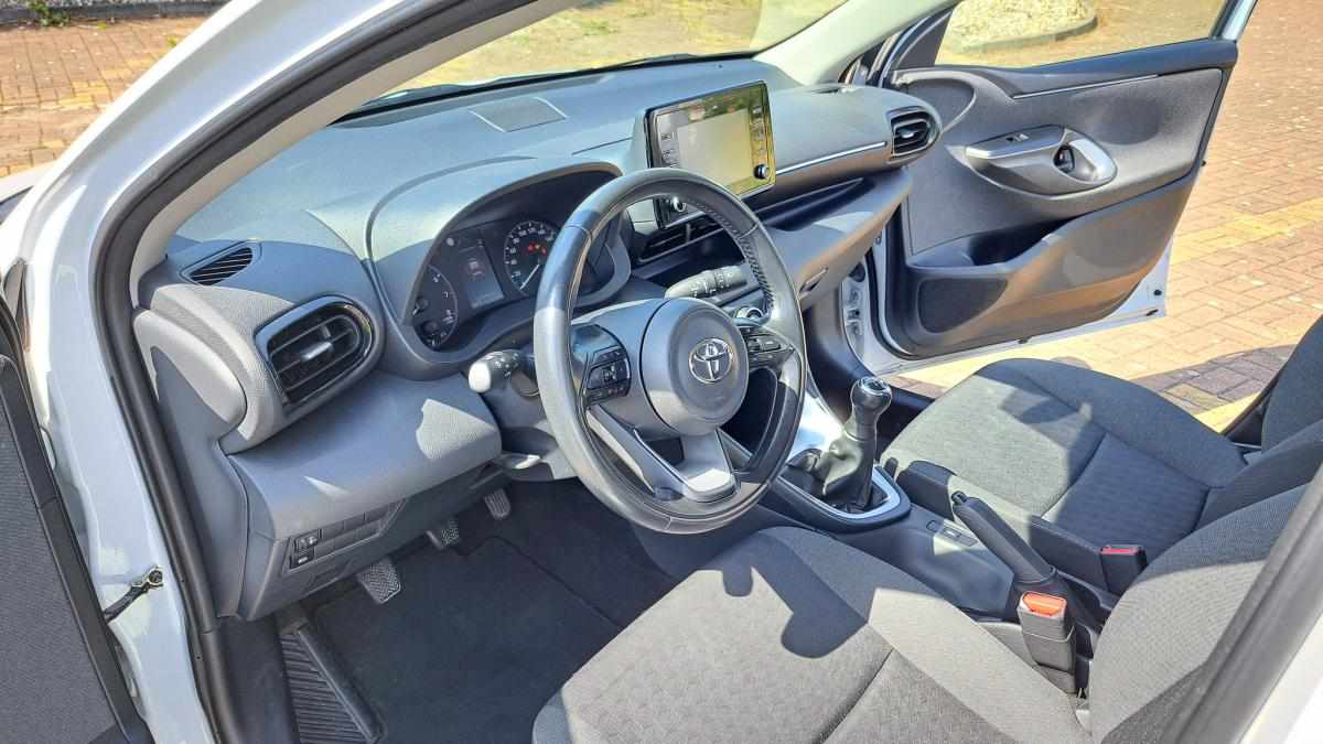 toyota-yaris-1-0-vvt-i-2022-gasolina-998cc
