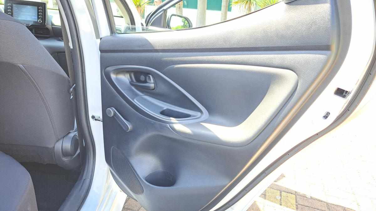 toyota-yaris-1-0-vvt-i-2022-gasolina-998cc