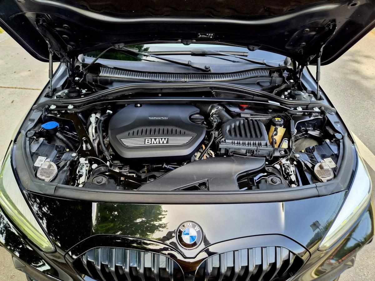 bmw-serie-1-118d-2019-diesel-1995cc