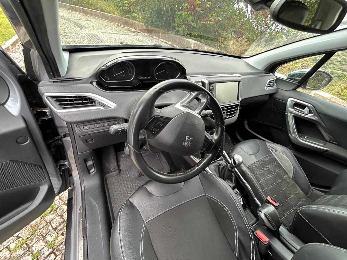 peugeot-2008-1-6-e-hdi-2014-diesel-1560cc