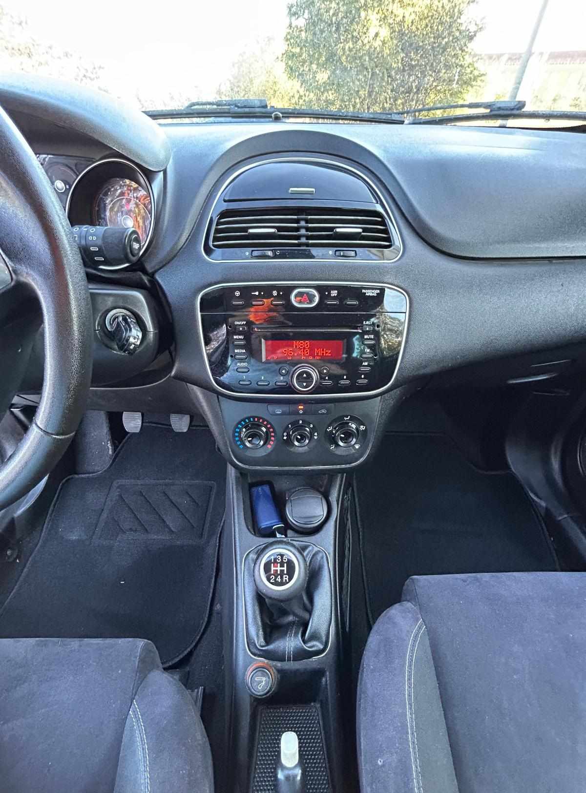 fiat-punto-1-3-multijet-2014-diesel-1248cc