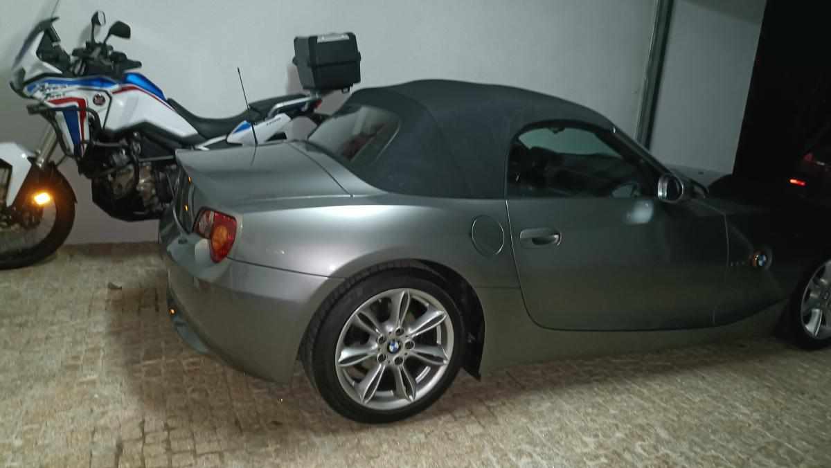 bmw-z4-2-2i-2004-gasolina-2171cc