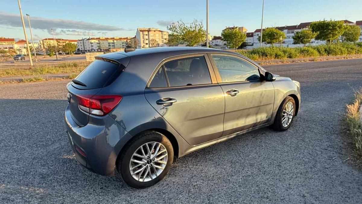 kia-rio-1-2-cvvt-2017-gasolina-1248cc