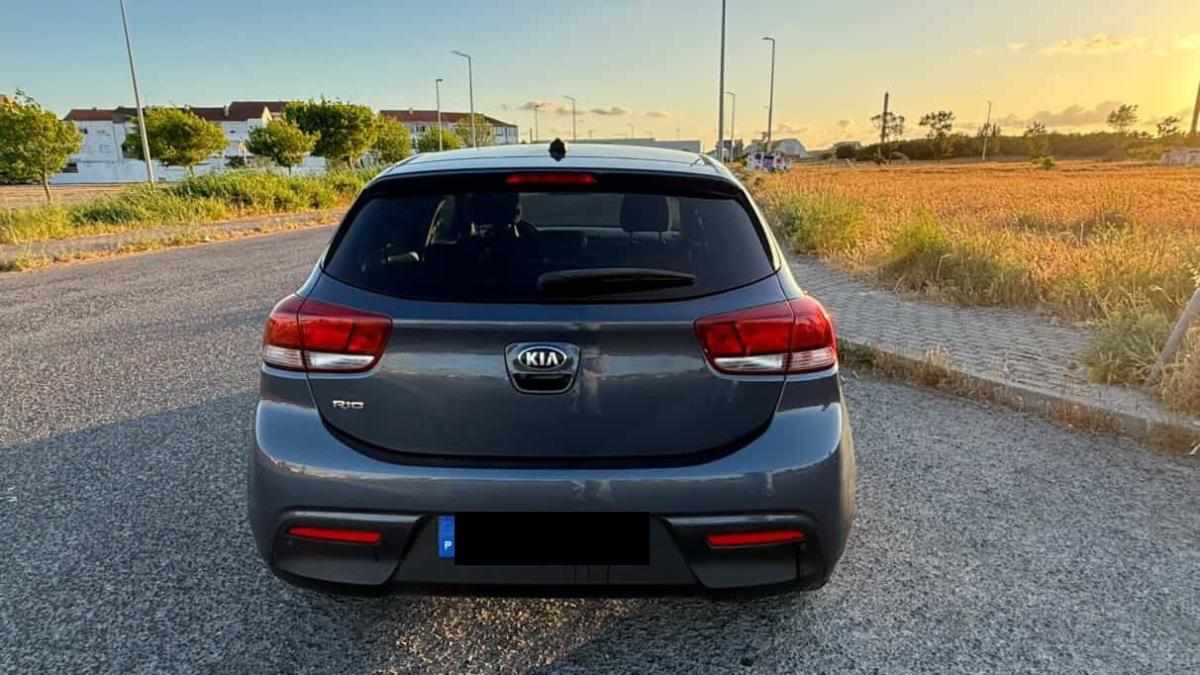 kia-rio-1-2-cvvt-2017-gasolina-1248cc