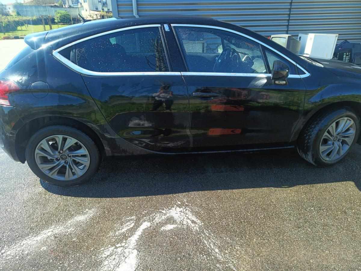 citroen-ds4-1-6-111cv-2012-diesel-1560cc