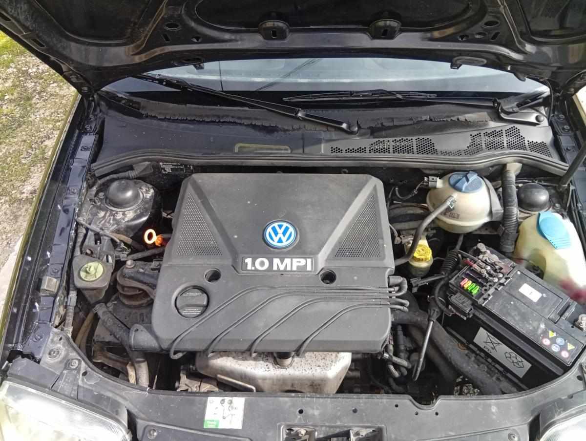 volkswagen-polo-1-0-2000-gasolina-999cc