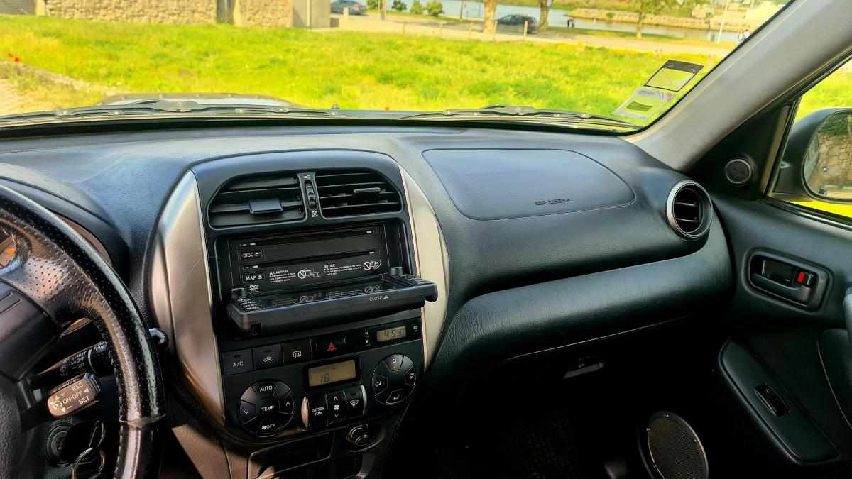 toyota-rav4-2-0-d-4d-4wd-2003-diesel-1995cc