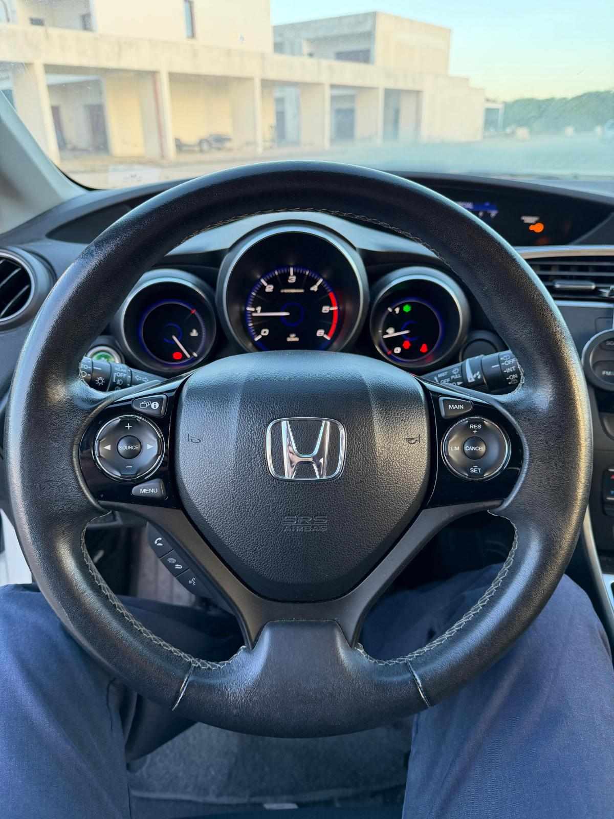 honda-civic-1-6-i-dtec-2014-diesel-1597cc