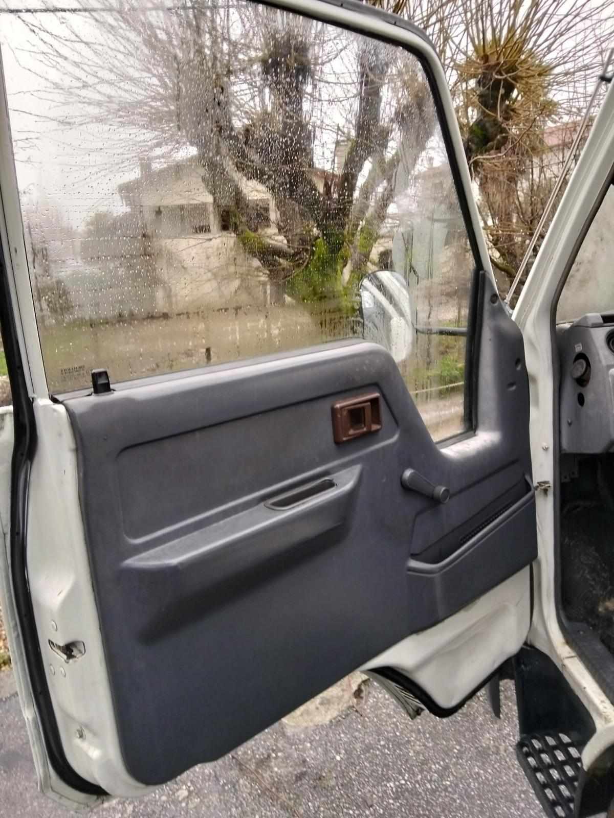 toyota-dyna-3-5-1993-diesel-2977cc