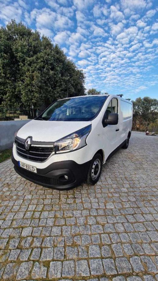 renault-trafic-2-0-120cv-2021-diesel-1997cc