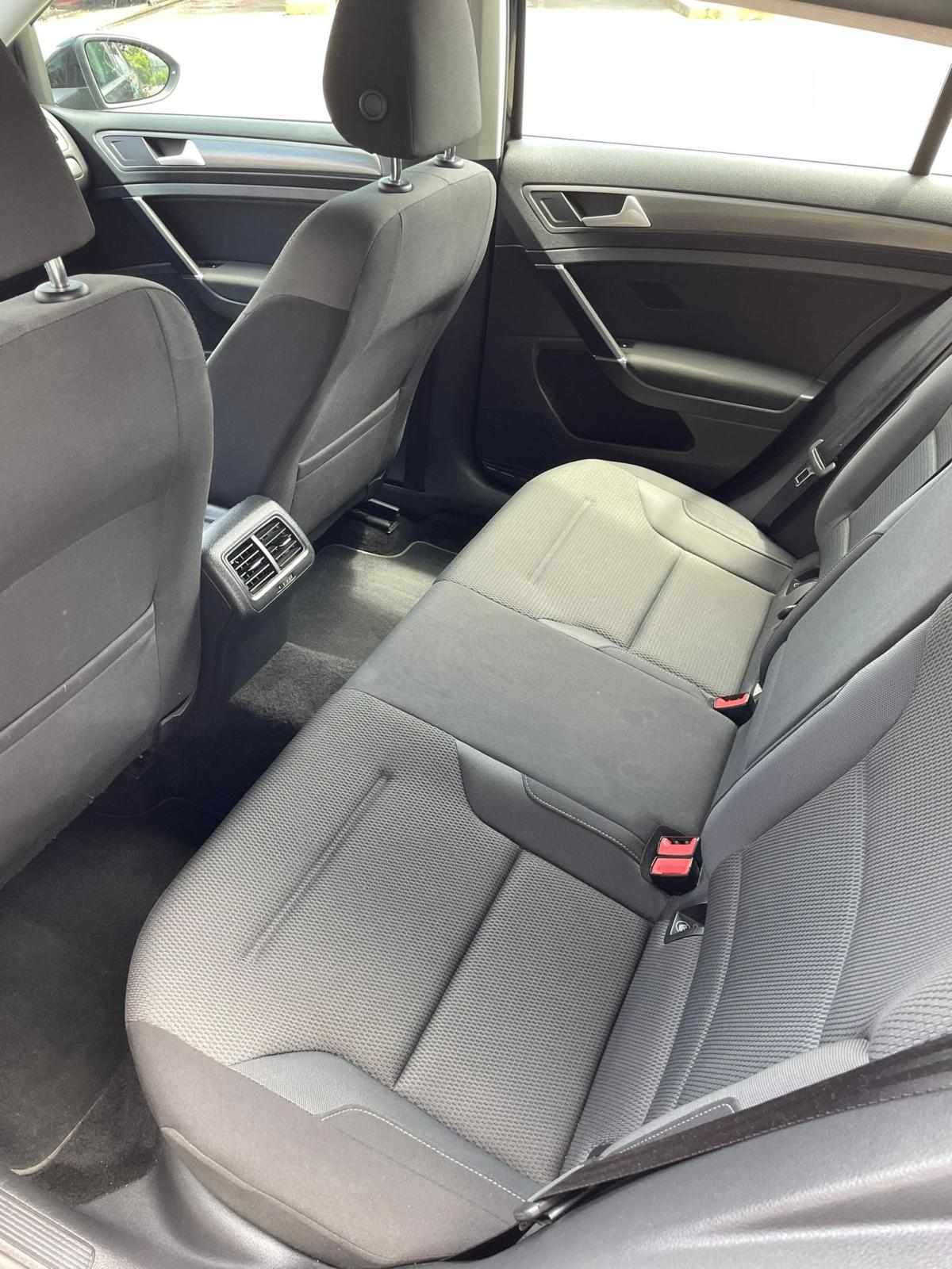 volkswagen-golf-1-6-tdi-bluemotion-2017-diesel-1598cc