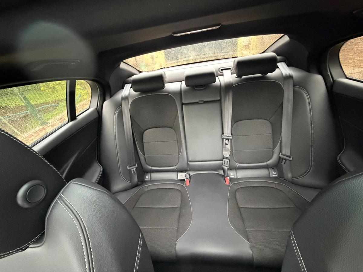 jaguar-xe-e-performance-2016-diesel-1999cc