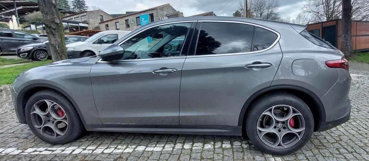 alfa-romeo-stelvio-2-2-jtdm-2018-diesel-2143cc