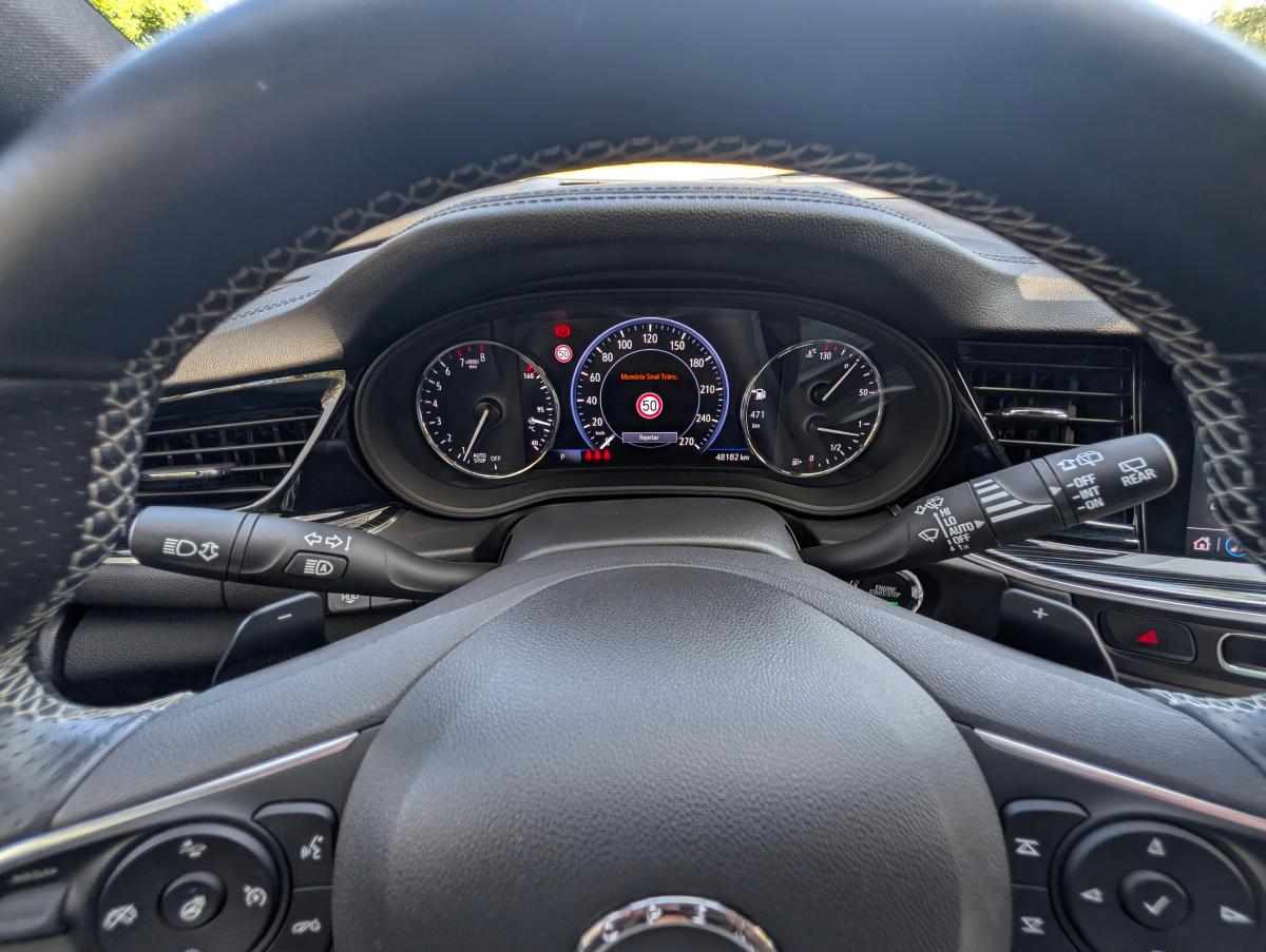 opel-insignia-1-5-turbo-2018-gasolina-1490cc