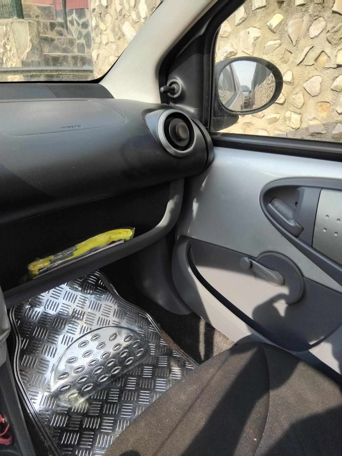 toyota-aygo-1-0-vvt-i-2011-gasolina-998cc