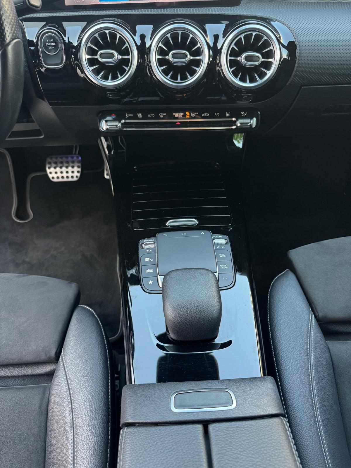 mercedes-benz-cla-250-e-2020-gasolina-1332cc