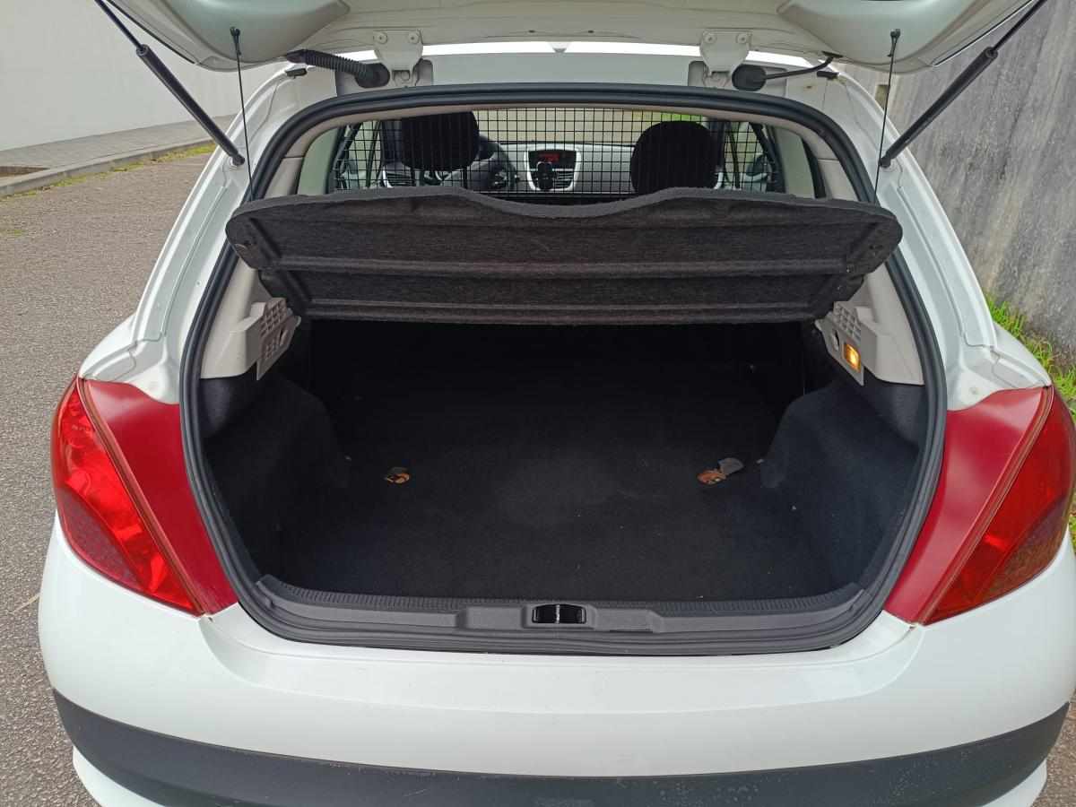 peugeot-207-1-4-hdi-2009-diesel-1398cc