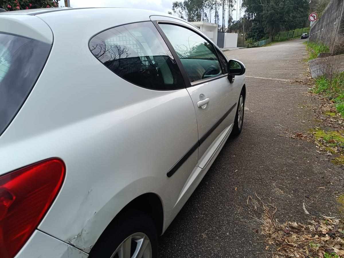 peugeot-207-1-4-hdi-2009-diesel-1398cc