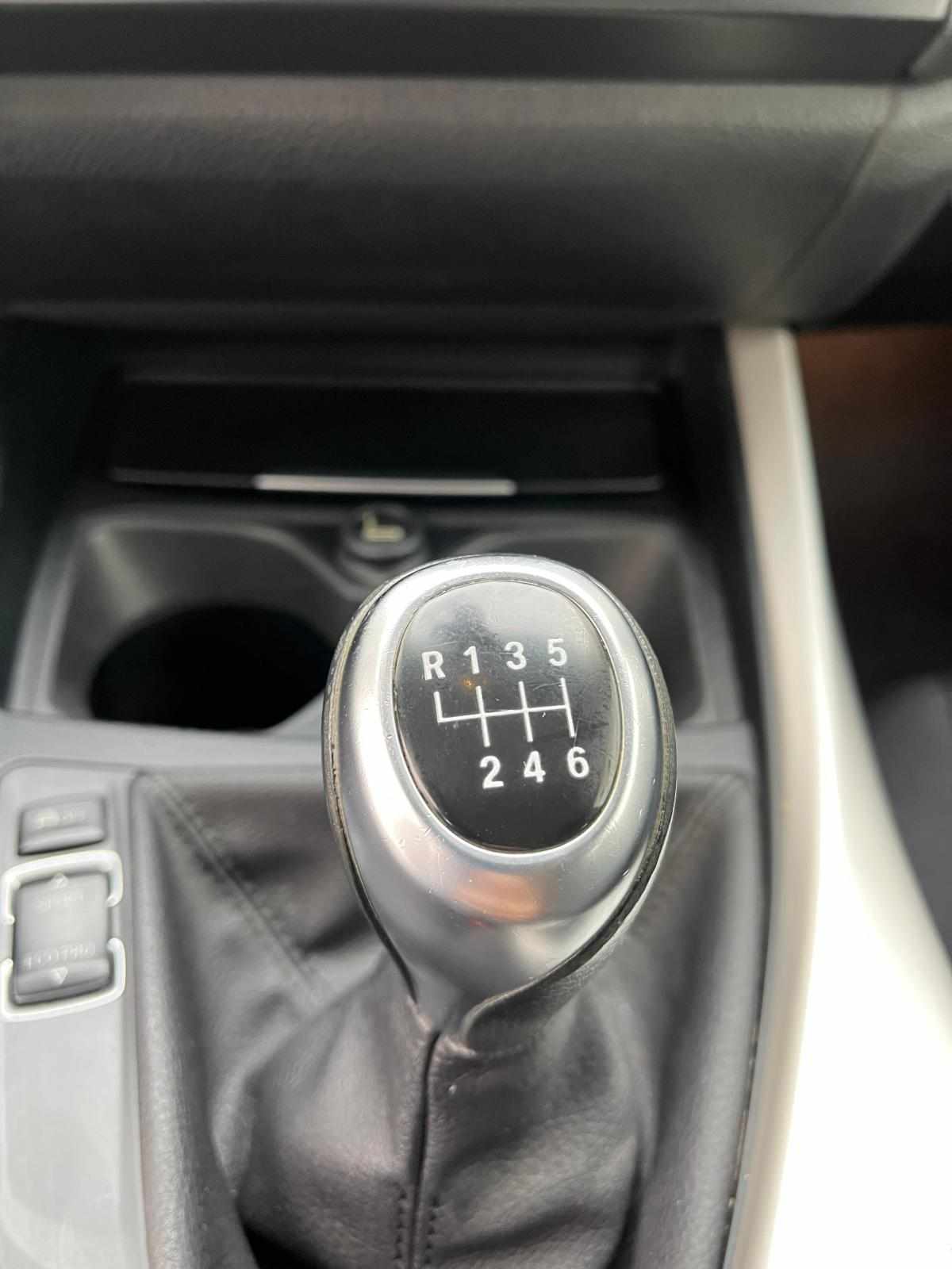 bmw-serie-1-114d-2014-diesel-1598cc
