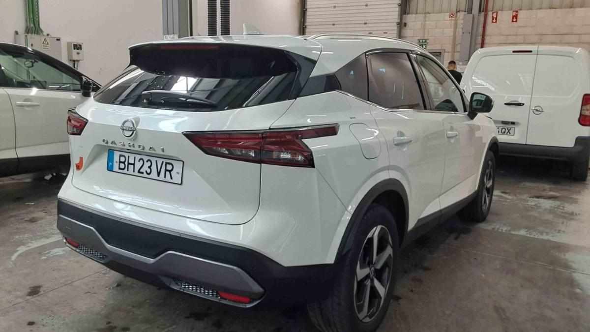 nissan-qashqai-1-3-dig-t-mild-hybrid-2024-gasolina-1332cc