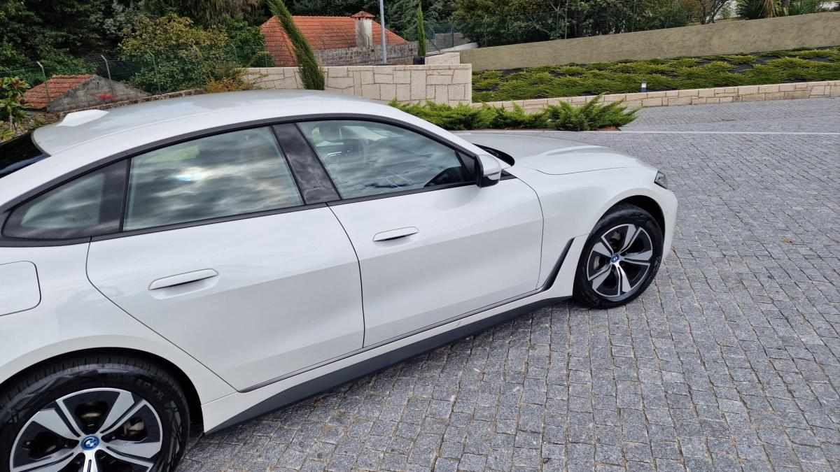 bmw-serie-4-i4-edrive40-83-9-kwh-2022-eletrico