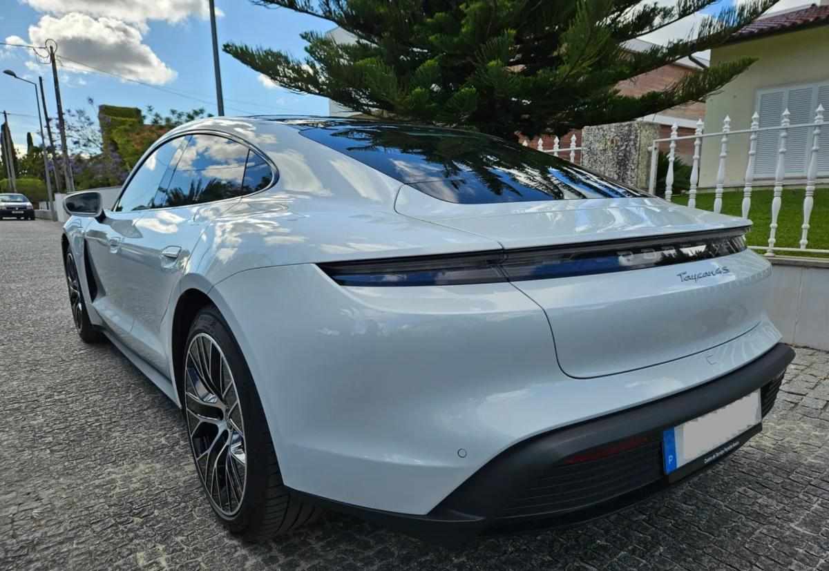 porsche-taycan-4s-2022-eletrico