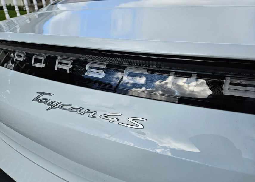 porsche-taycan-4s-2022-eletrico