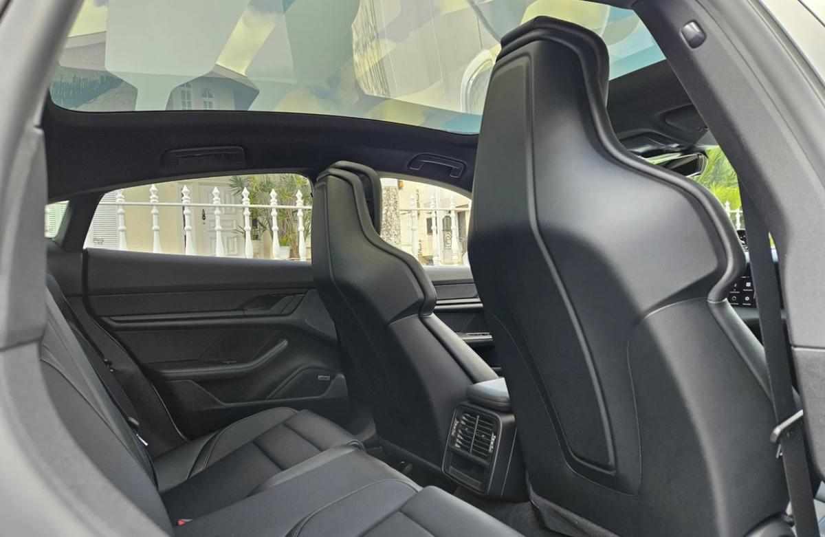 porsche-taycan-4s-2022-eletrico