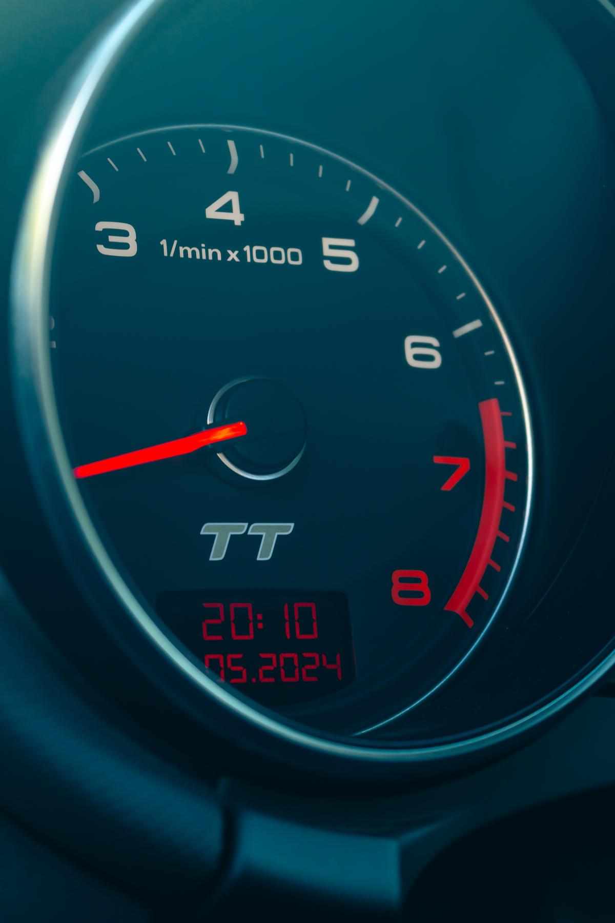 audi-tt-2-0-tfsi-2006-gasolina-1984cc