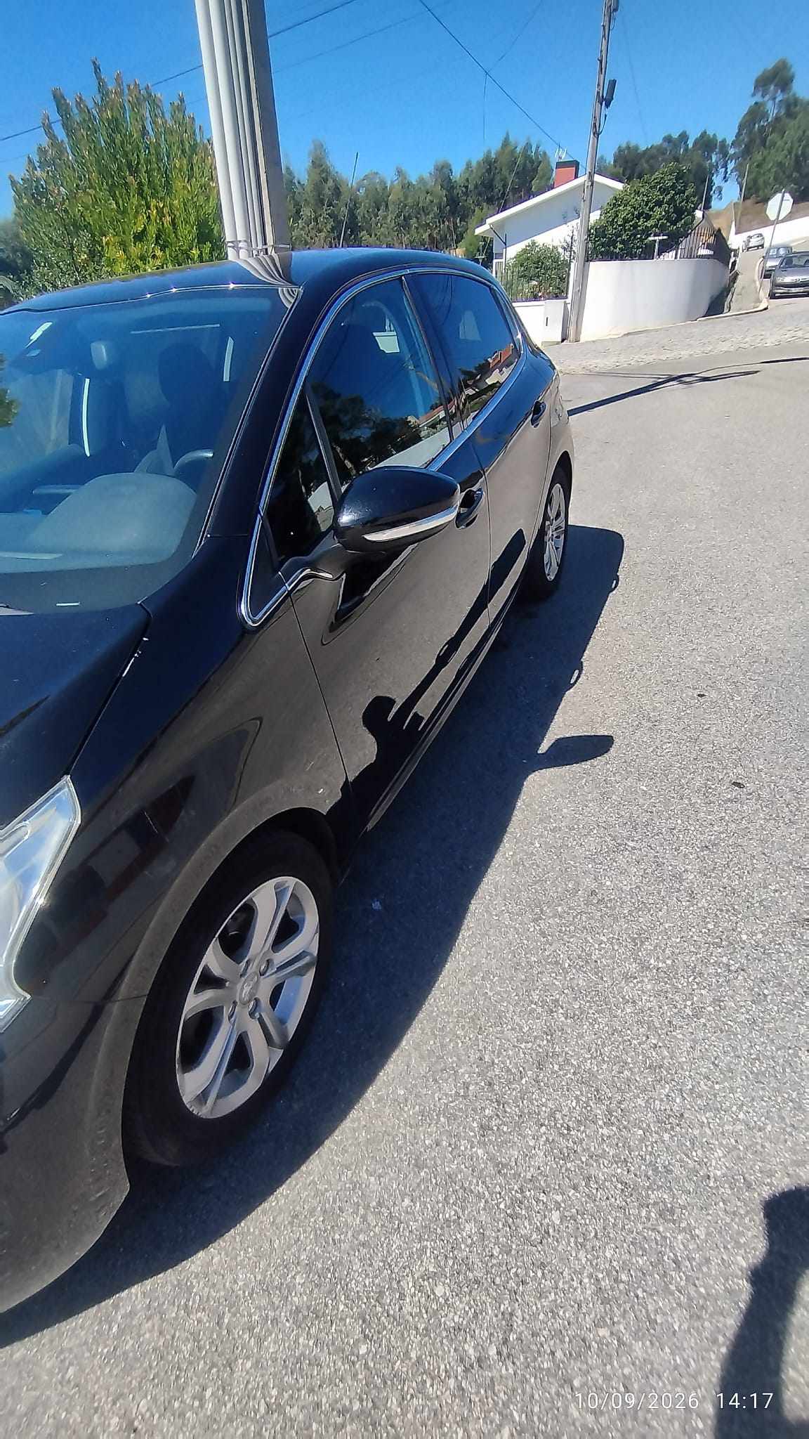 peugeot-208-1-2-vti-2015-gasolina-1199cc