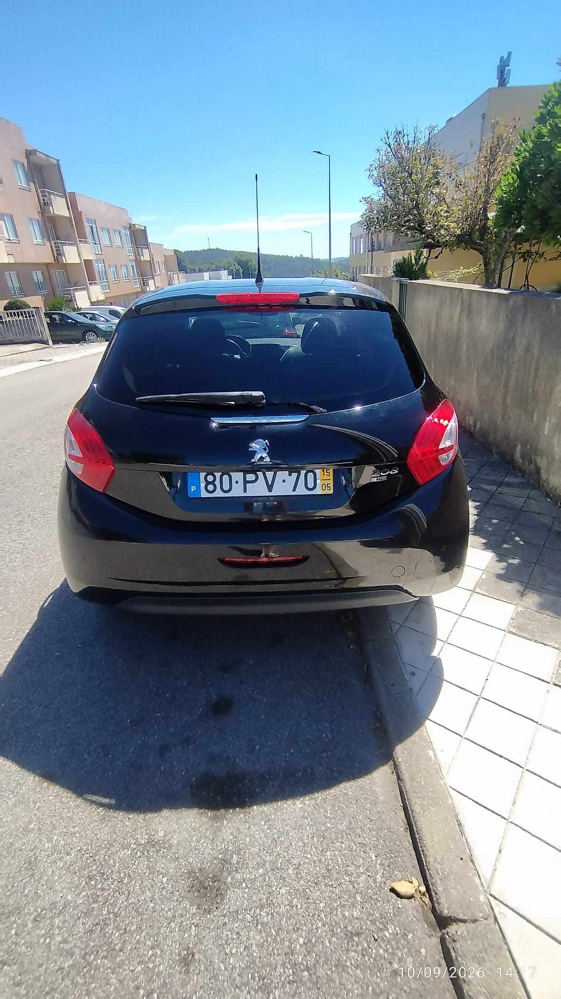 peugeot-208-1-2-vti-2015-gasolina-1199cc