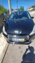 peugeot-208-1-2-vti-2015-gasolina-1199cc