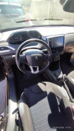 peugeot-208-1-2-vti-2015-gasolina-1199cc
