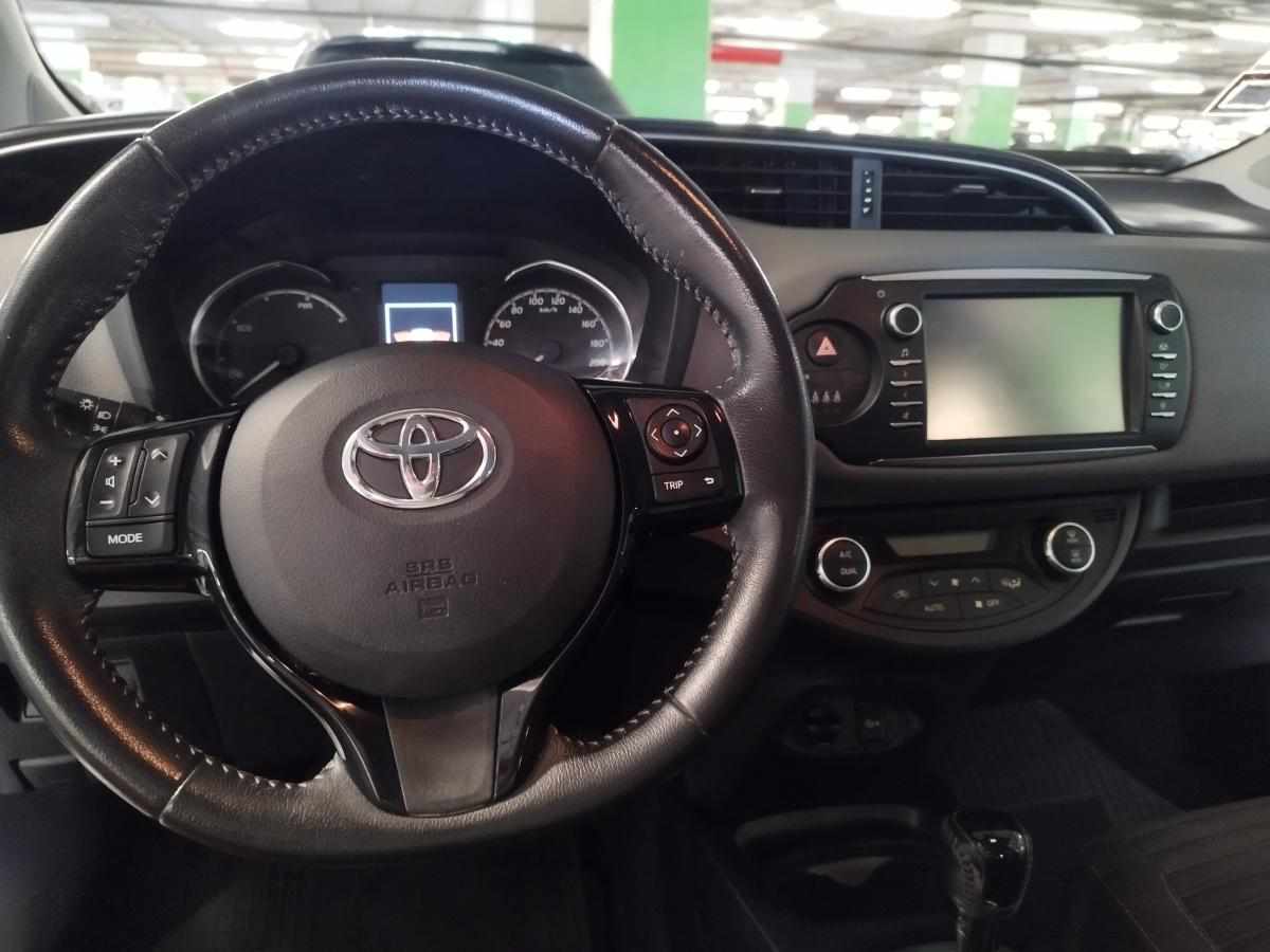 toyota-yaris-hybrid-1-5-vvt-i-2017-gasolina-1497cc