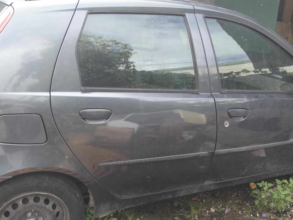 fiat-punto-1-2-85-1999-gasolina-1242cc
