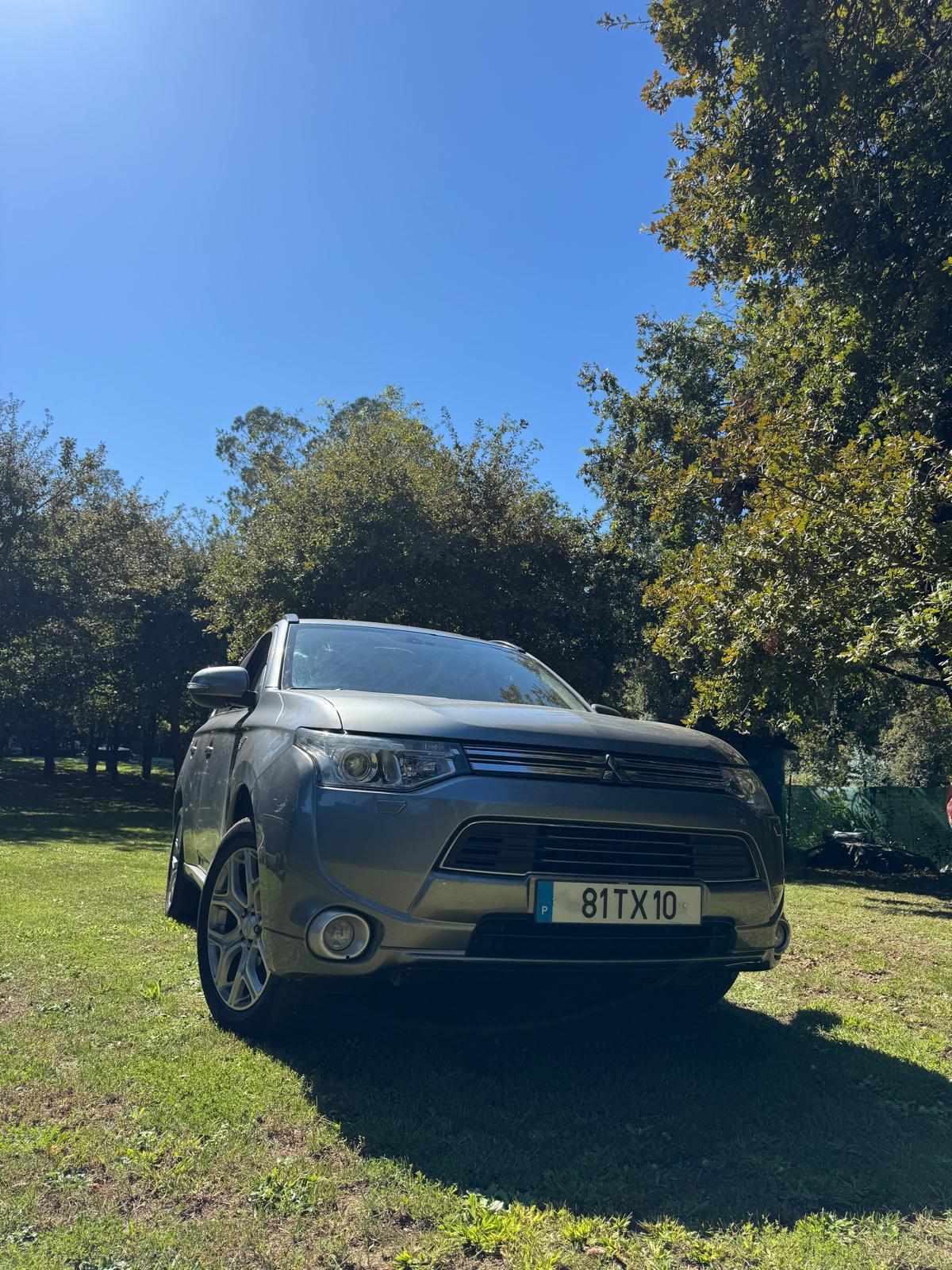 mitsubishi-outlander-2-0-plug-in-hybrid-2014-hibrido-plug-in-1998cc