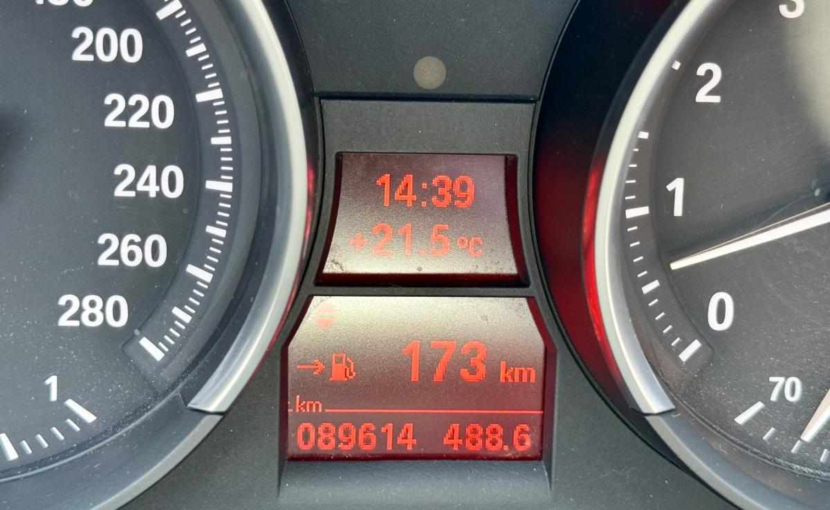 bmw-z4-sdrive23i-2011-gasolina-2497cc