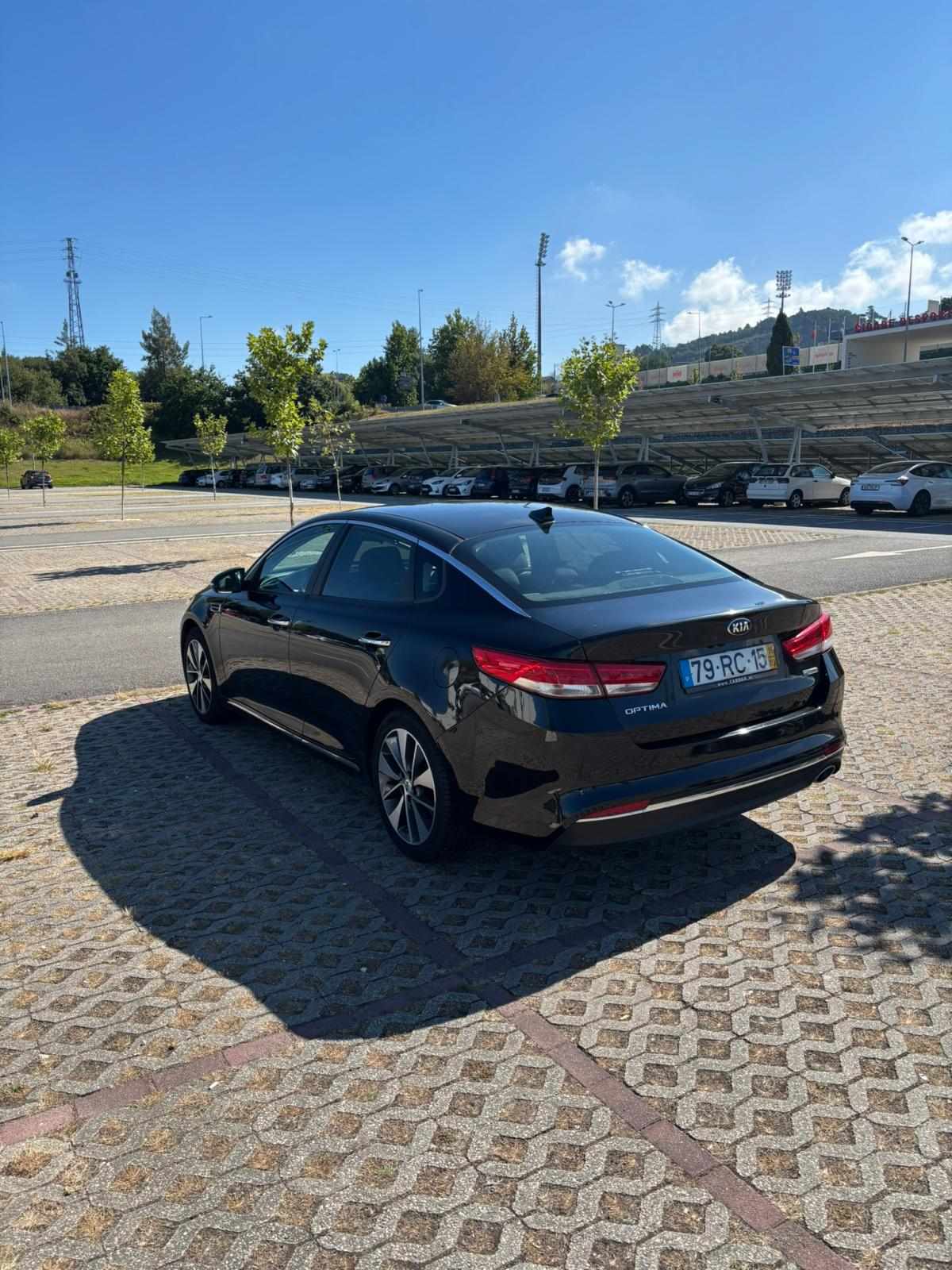 kia-optima-1-7-vgt-2016-diesel-1685cc