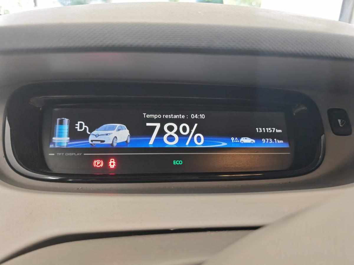 renault-zoe-r240-22-kwh-2015-eletrico