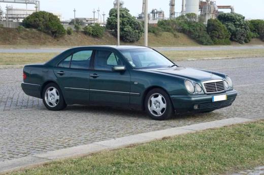 mercedes-benz-classe-e-e-220-cdi-1999-diesel-2151cc